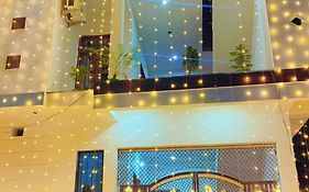 S K Home Stay